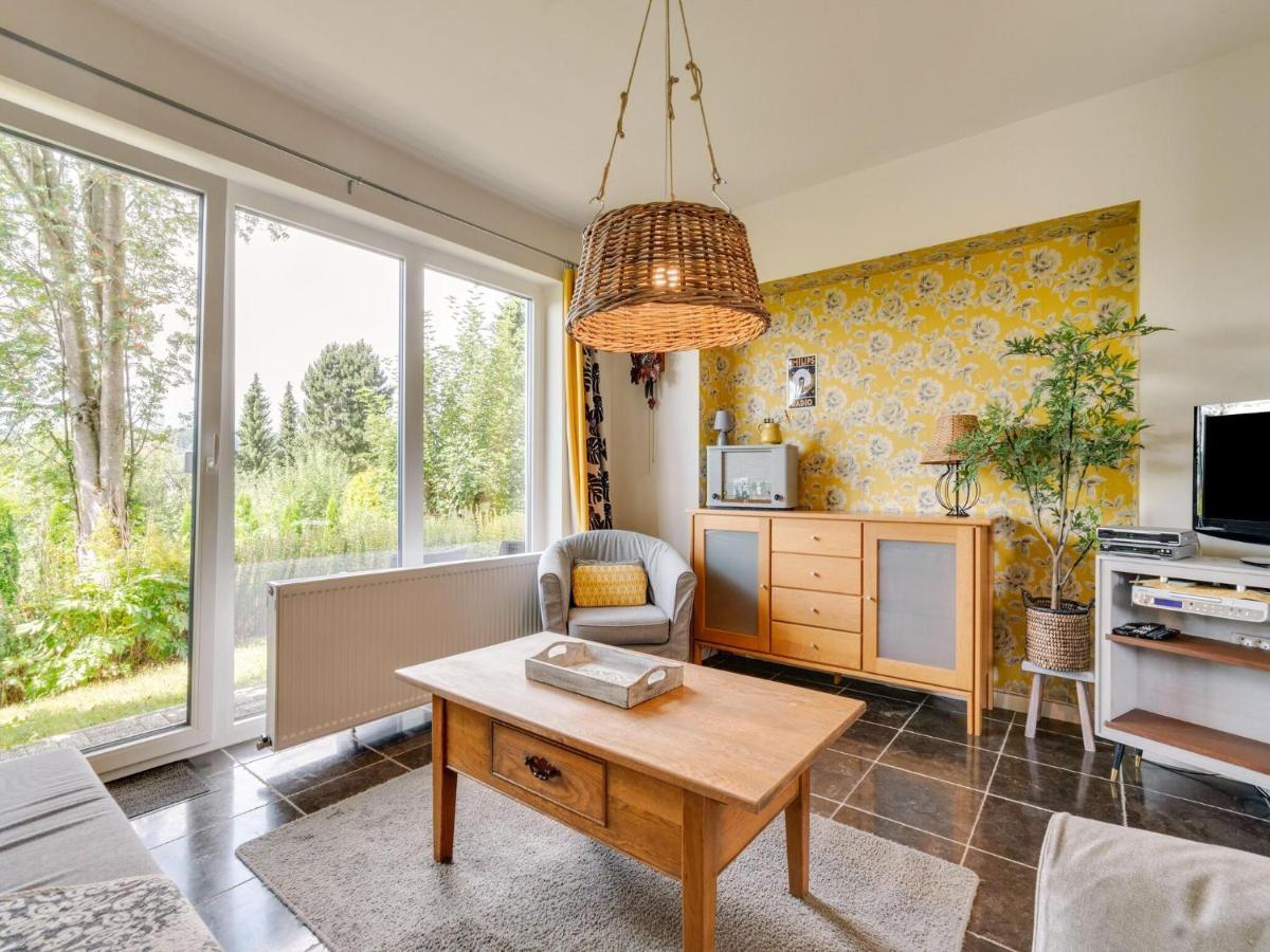 Cosy Holiday Home With Terrace In Винтерберг Екстериор снимка
