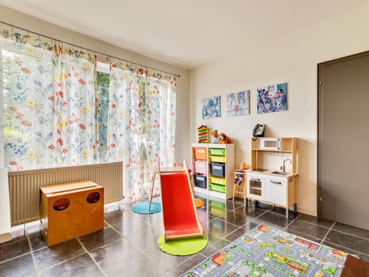 Cosy Holiday Home With Terrace In Винтерберг Екстериор снимка